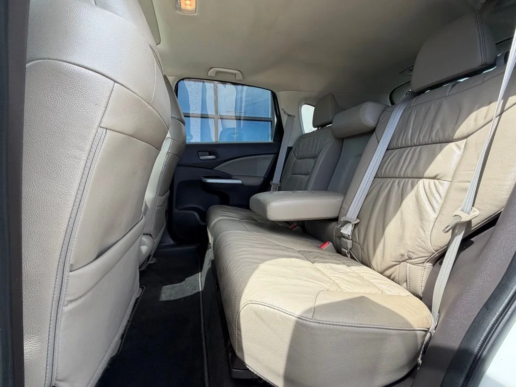 Used 2014 White Honda EX-L image 22