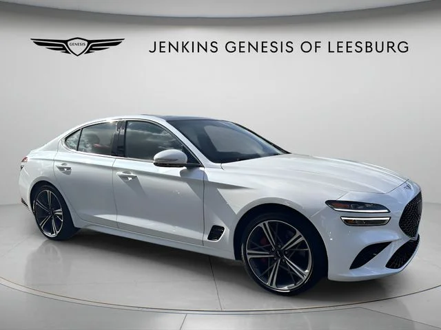 Used 2025 White Genesis 2.5T image 1