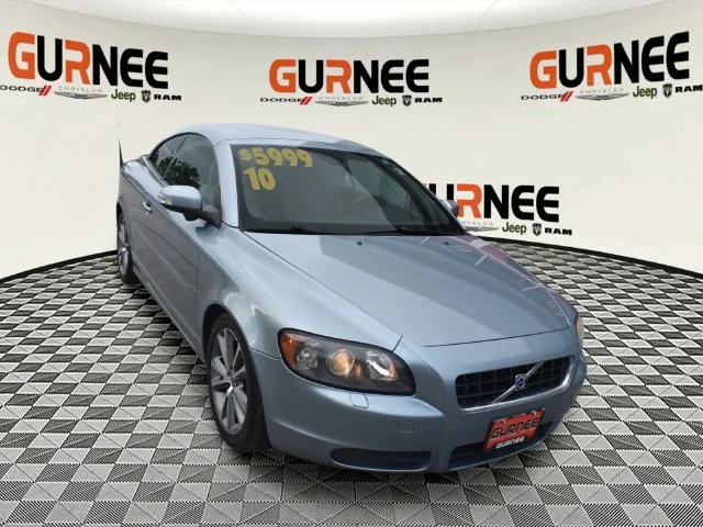 Used 2010 Blue Volvo T5 image 10
