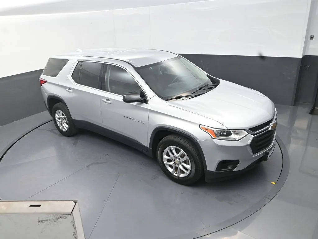 Used 2020 Silver Chevrolet LS image 13