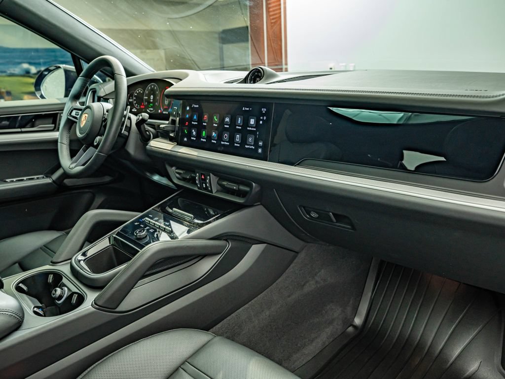 2025 Porsche Cayenne Coup E-Hybrid - Photo 40