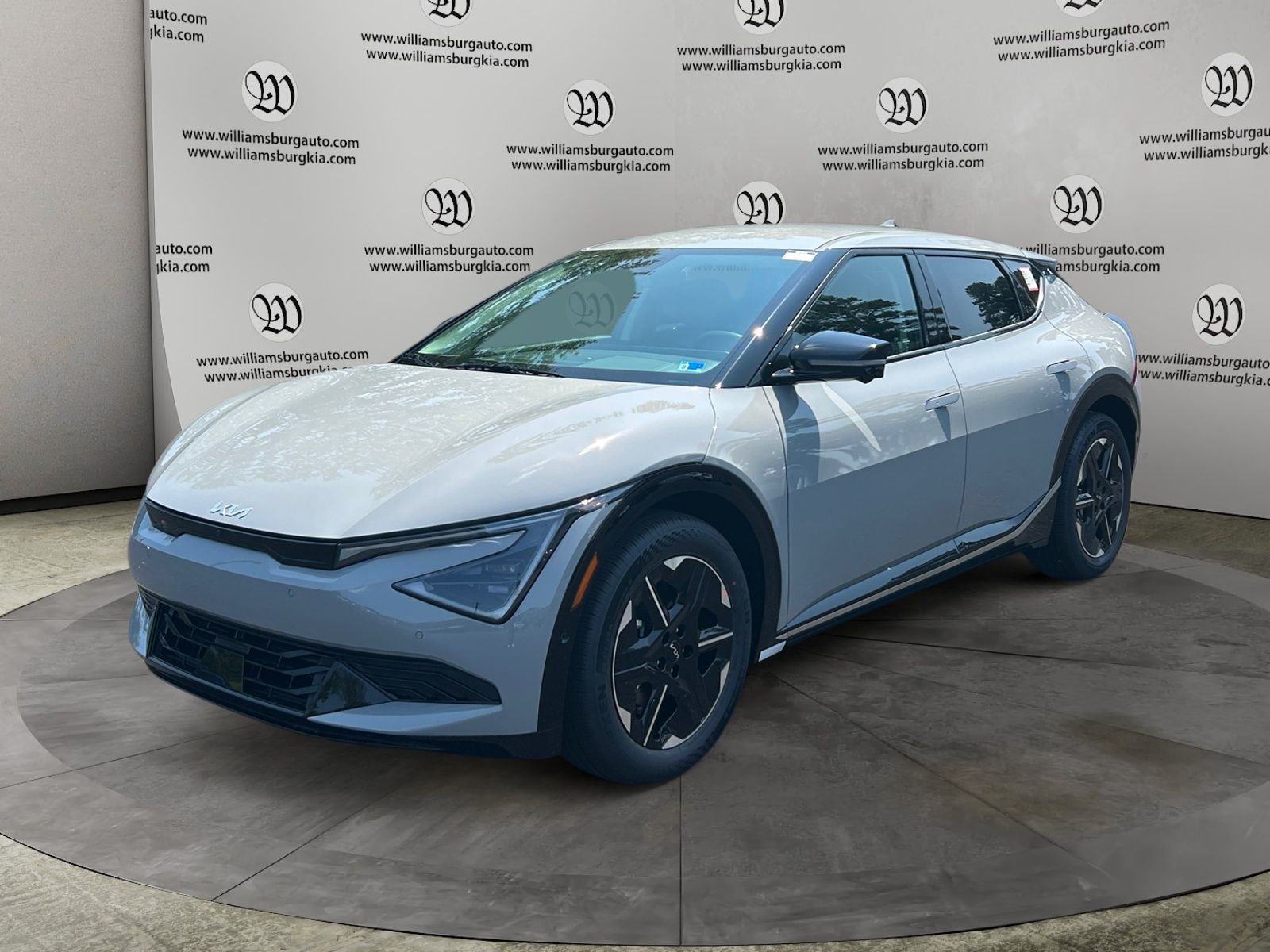 New 2026 Wolf Gray Kia WIND image 1