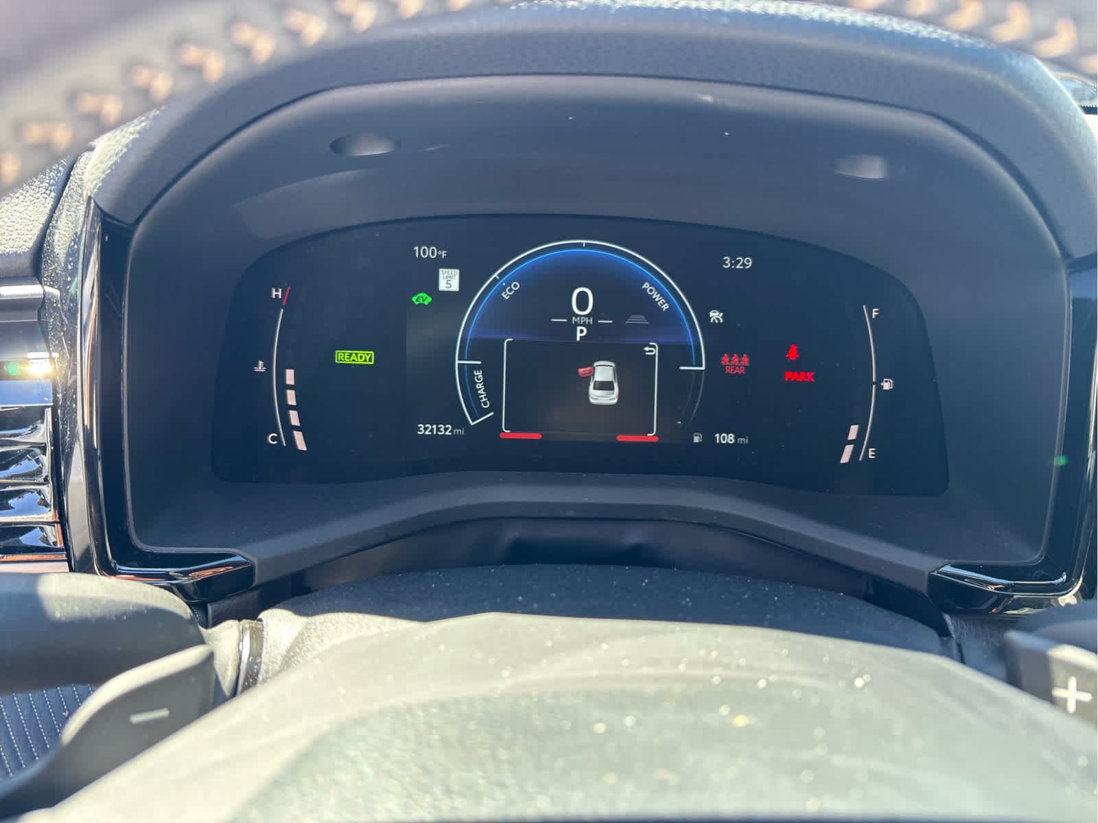 Certified Used 2025 Ice Cap Toyota SE image 2