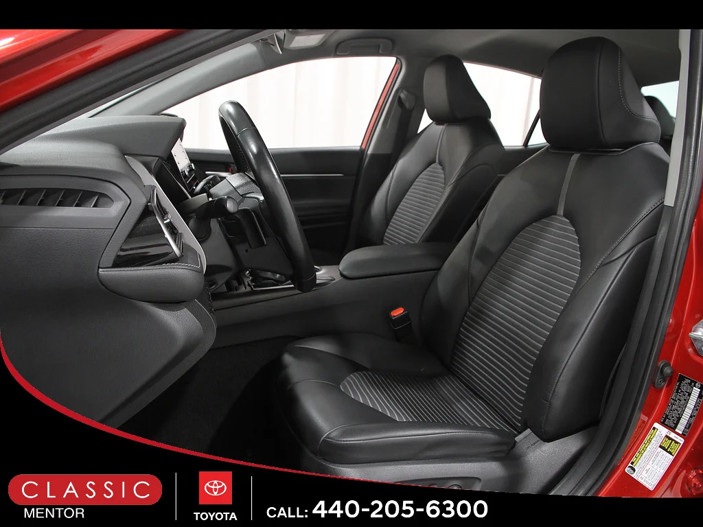 2023 Toyota Camry SE - Photo 5