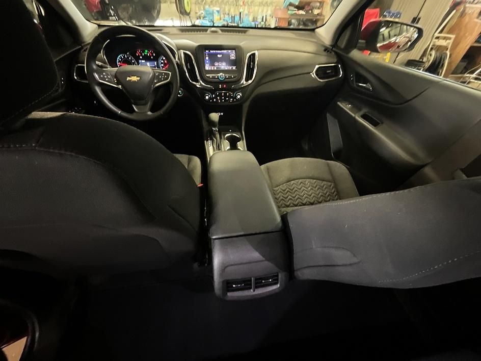 Used 2024 Red Chevrolet LT image 3