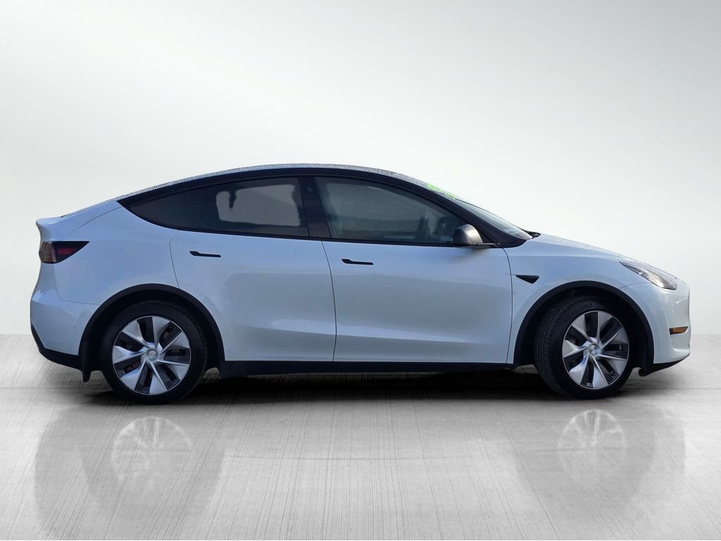 Used 2023 Pearl White Multi-Coat Tesla Long Range image 3