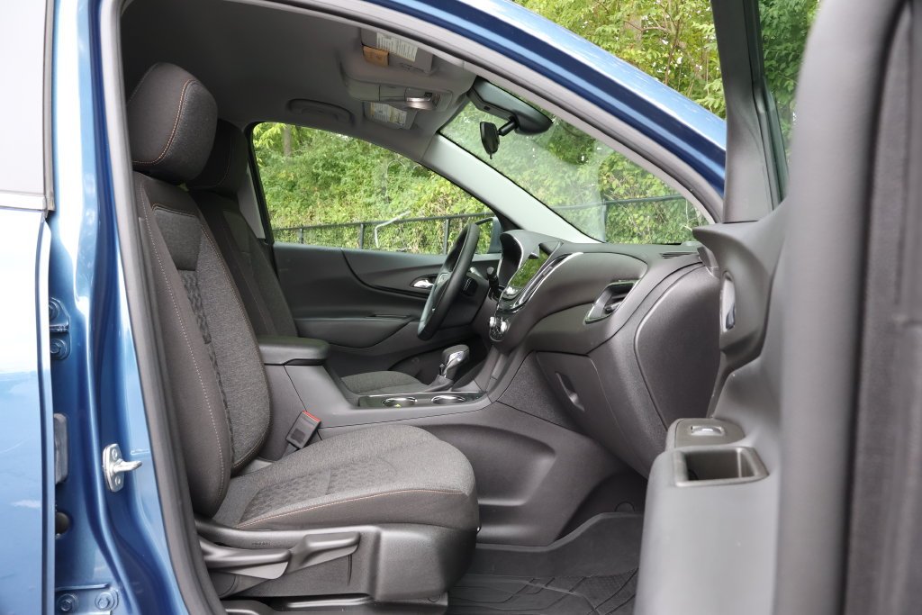 2024 Chevrolet Equinox LT - Photo 41