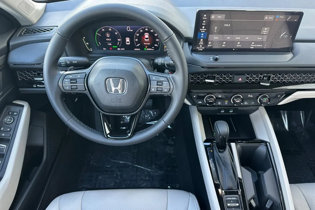 New 2026 Meteorite Gray Metallic Honda EX-L image 16