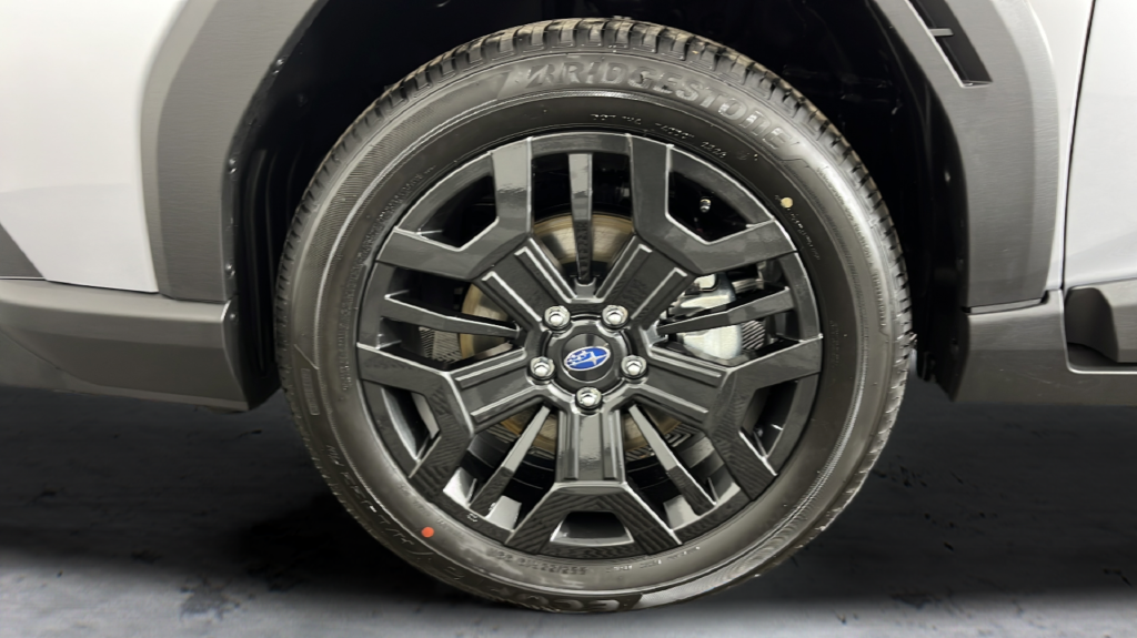 New 2026 ICE SILVER METALLIC Subaru Limited XT image 42