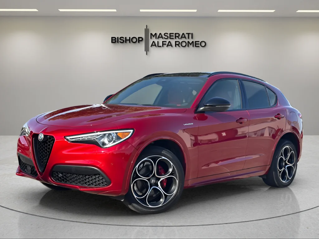 Used 2023 Red Alfa Romeo Veloce image 2