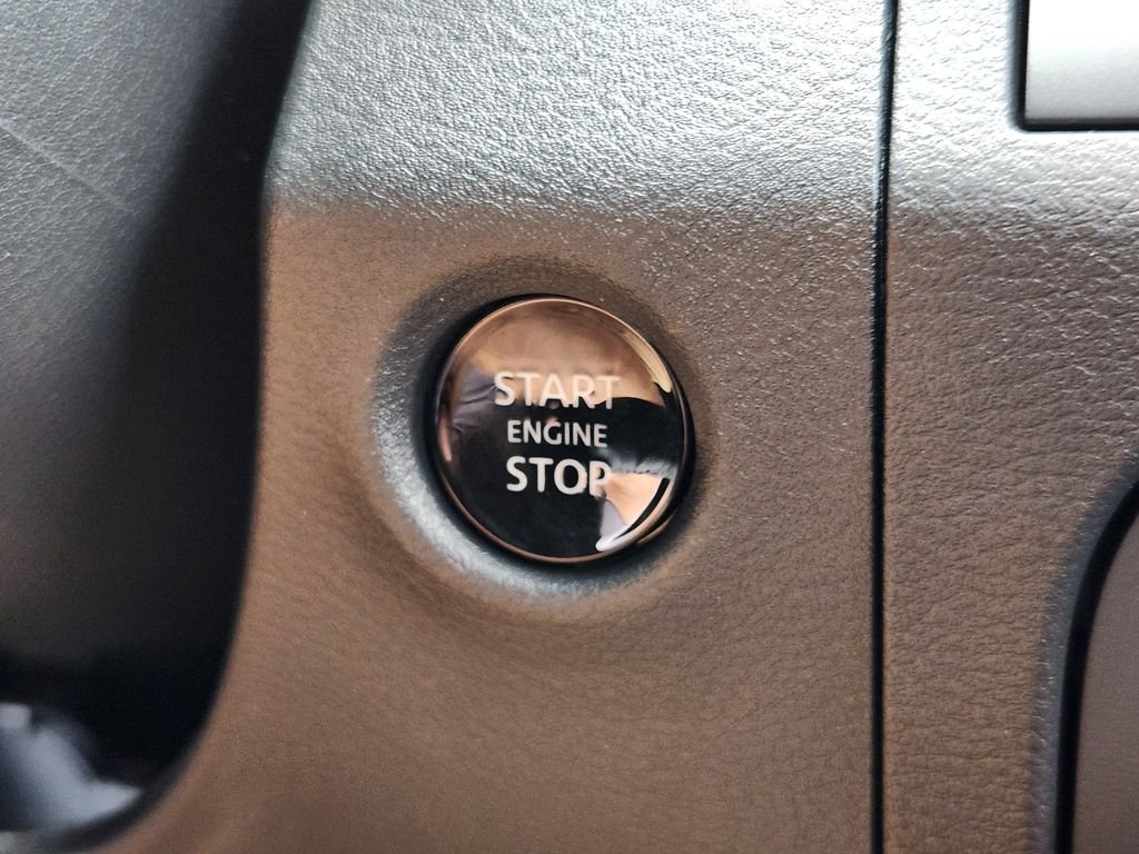 New 2026 Glacier White Nissan Crew Cab PRO-X® image 20