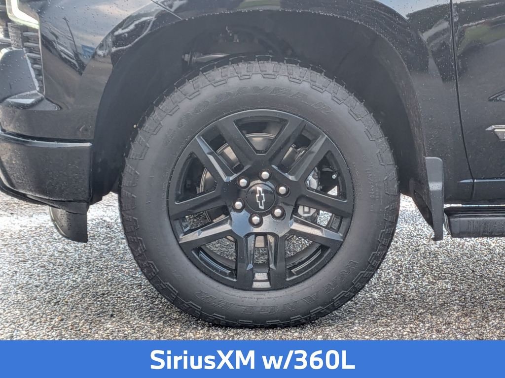 Used 2024 Black Chevrolet High Country image 12