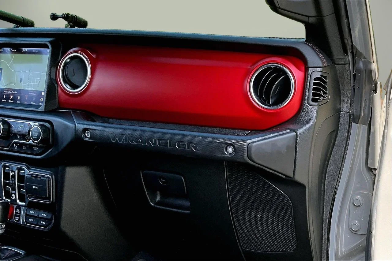 Used 2023 Gray Jeep Rubicon image 20