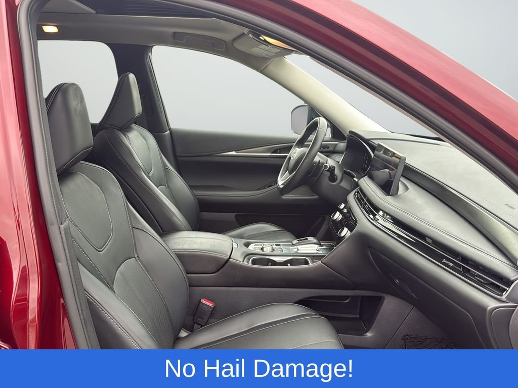 Used 2023 Red INFINITI LUXE image 15