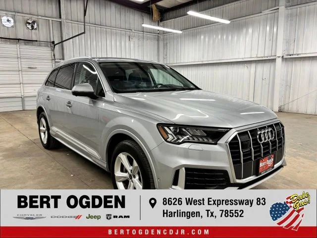 Used 2024  Audi 45 Premium Plus image 1