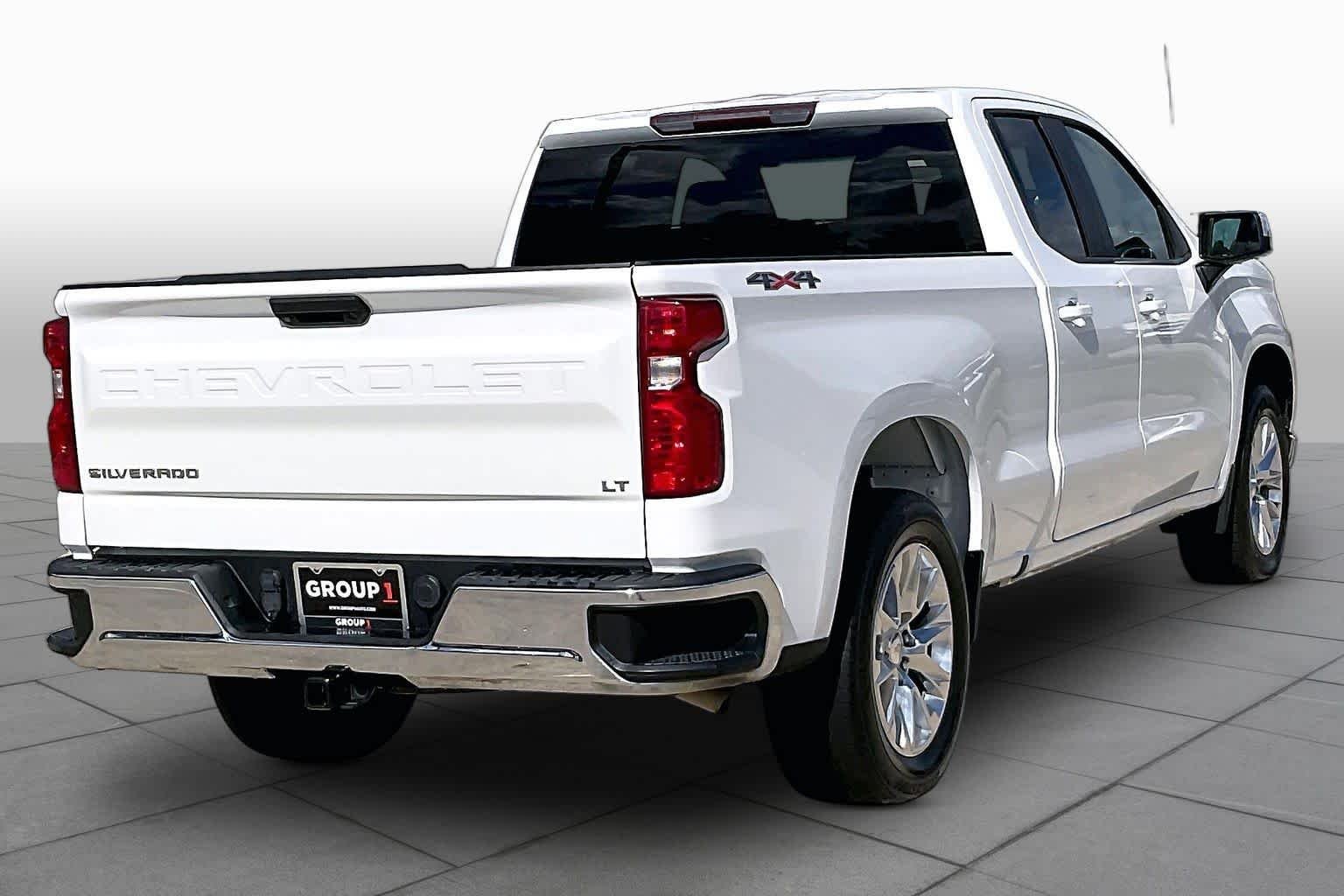 Used 2020 Summit White Chevrolet LT image 13