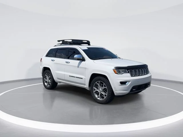 Used 2021 White Jeep Overland image 1