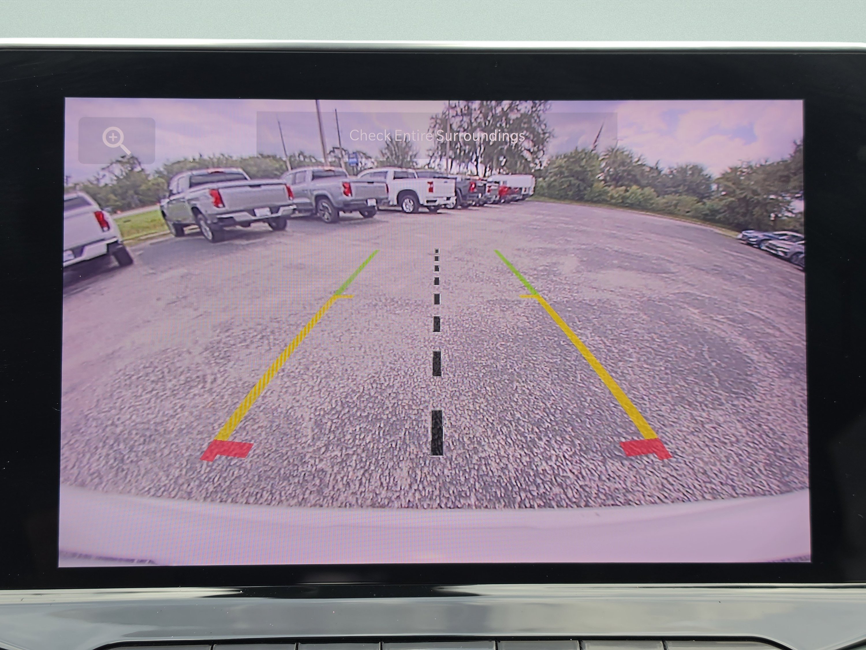 Used 2023 Bright White Clearcoat Jeep Latitude Lux image 27