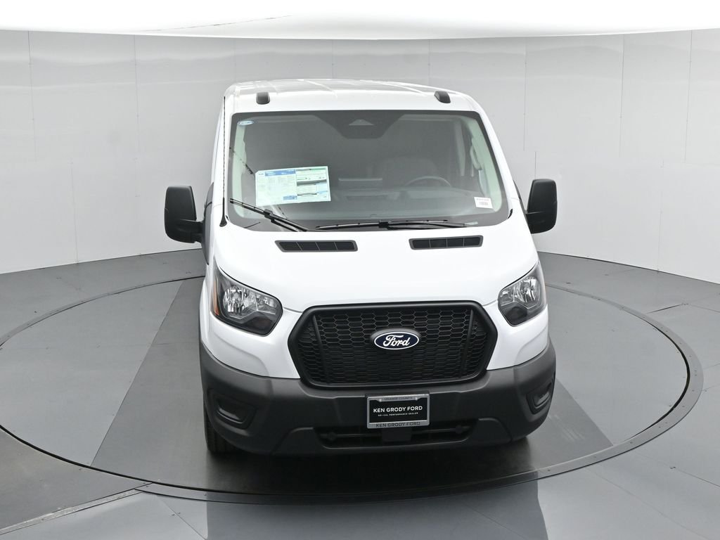 New 2026 Oxford White Ford Base image 35