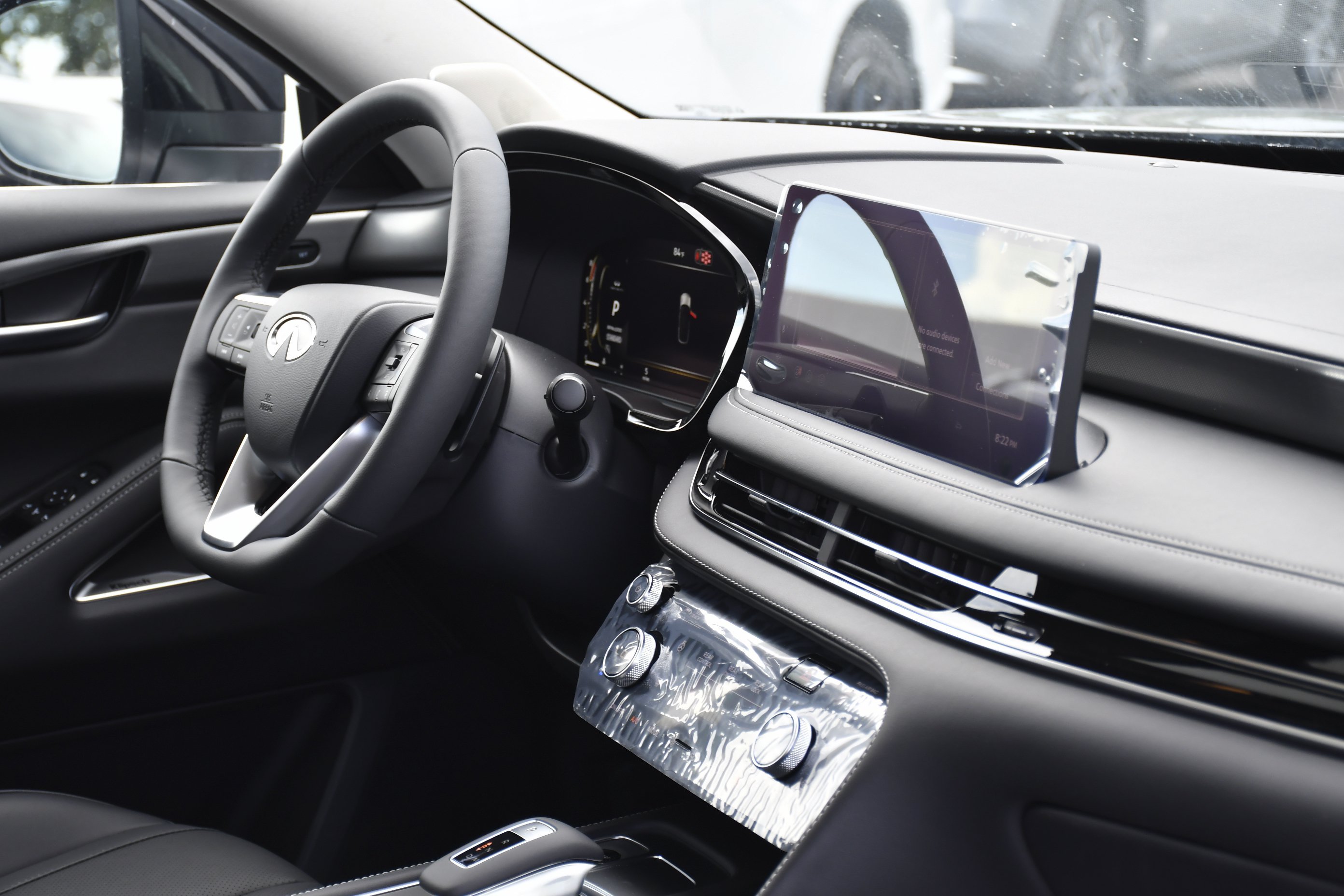 New 2027 GRAPHITE SHADOW INFINITI Luxe FWD image 33