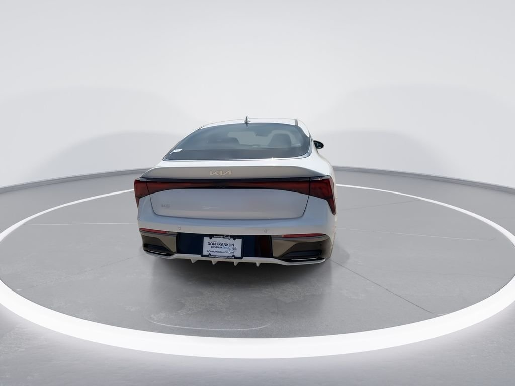 New 2026 White Kia LXS image 7