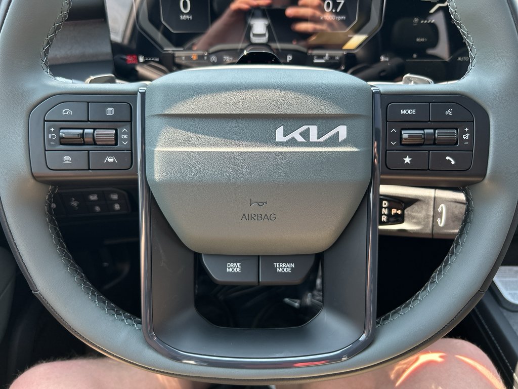 New 2027 Black Jade Green Kia X-Line SX image 26