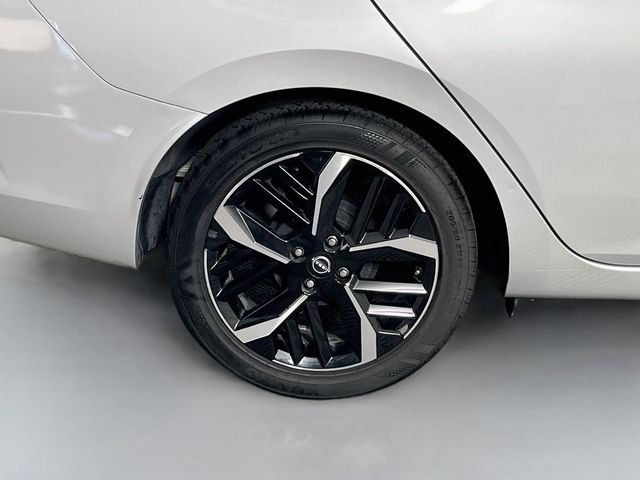 2024 Nissan Versa Sedan SR - Photo 36
