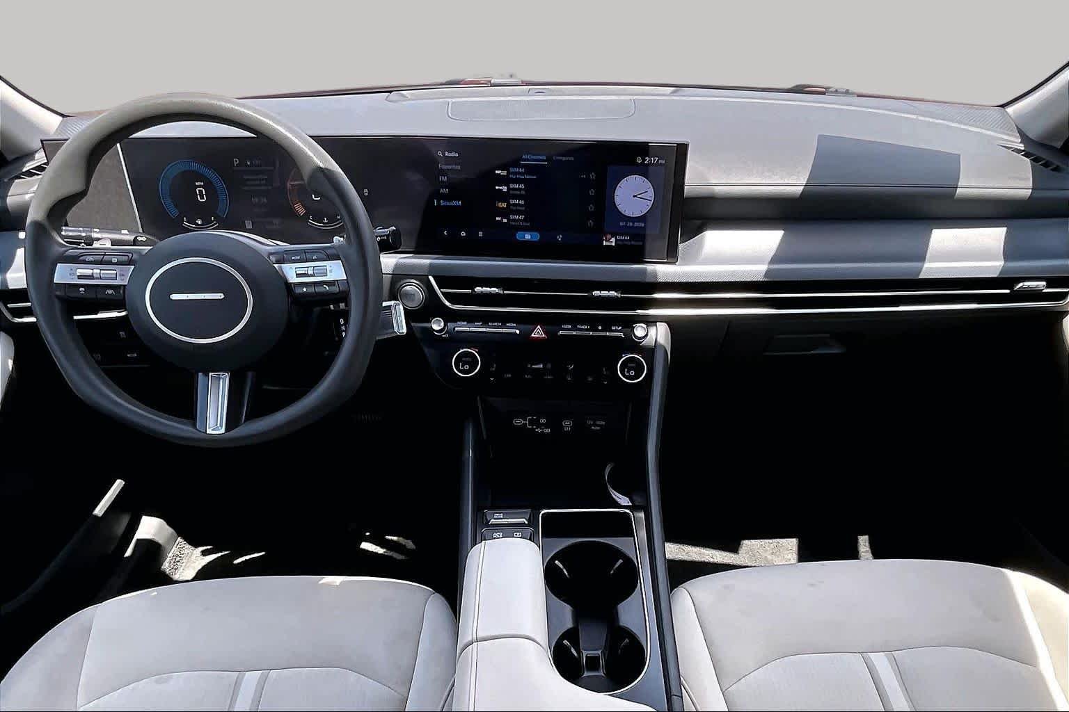 Used 2024 Ultimate red Hyundai SEL image 14