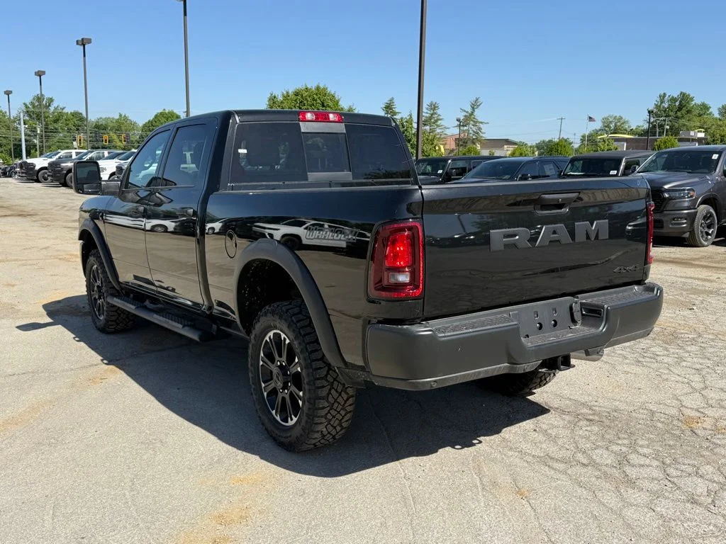 New 2026 Diamond Black Crystal Pearl-Coat Exterior Paint RAM Tradesman image 9