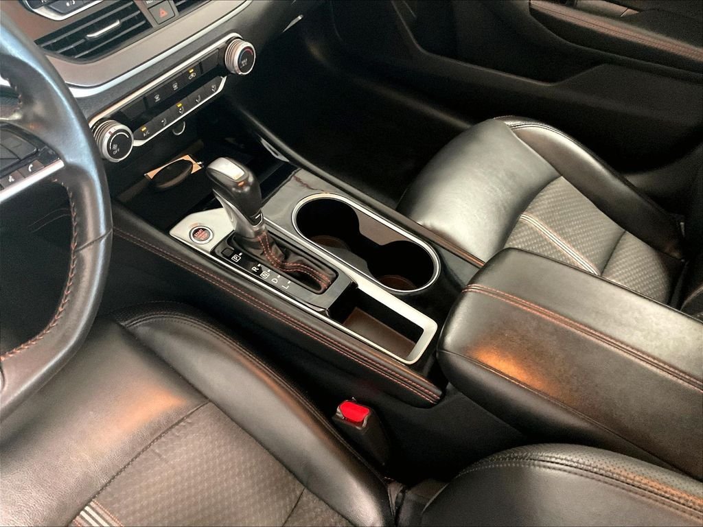 Used 2024 White Nissan 2.5 SR image 20