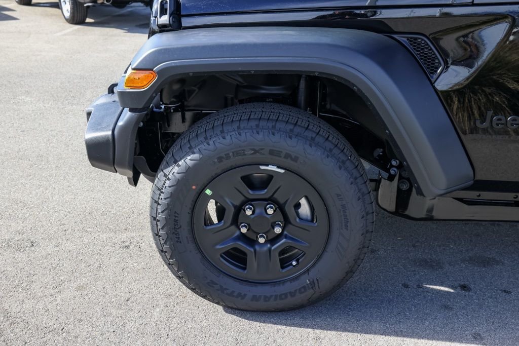 New 2026 Black Clear-Coat Exterior Paint Jeep Sport image 10