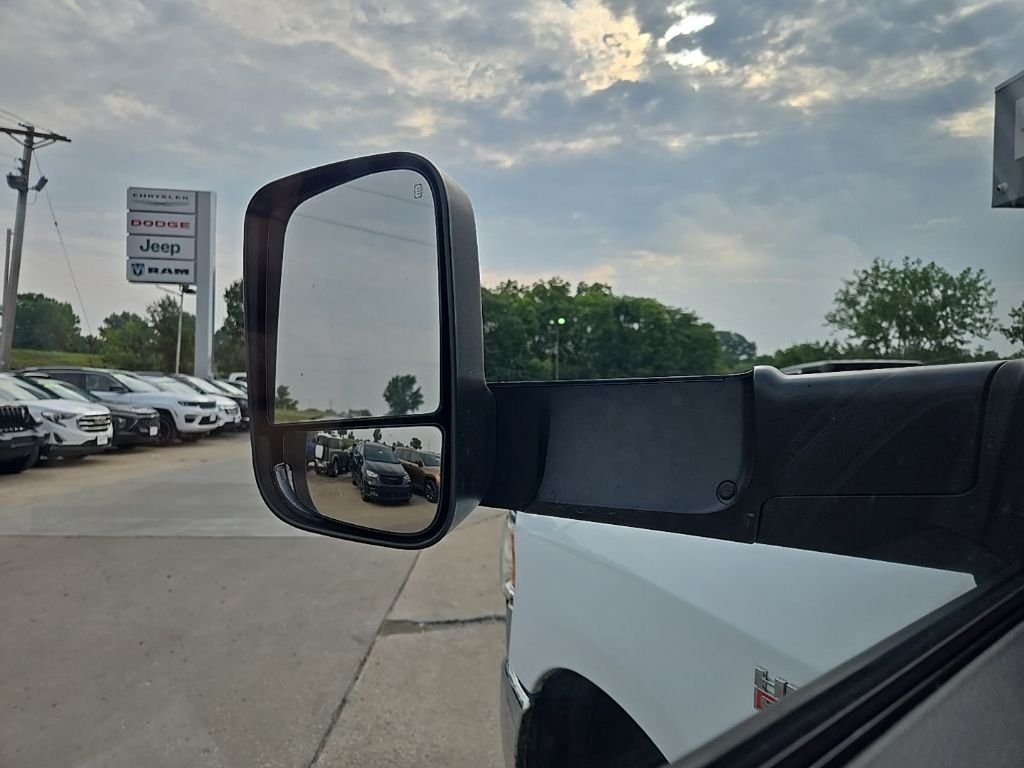 Used 2022 White Ram Tradesman image 38