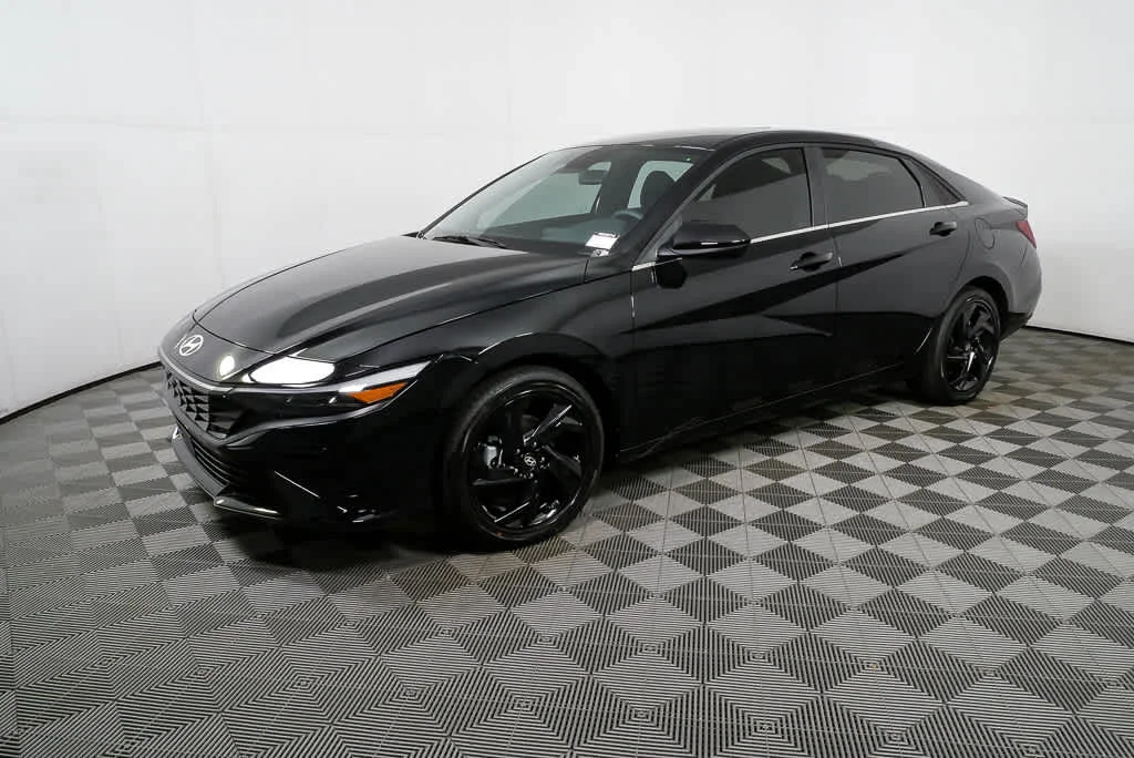 New 2026 Abyss Black Hyundai SEL Sport Premium image 5