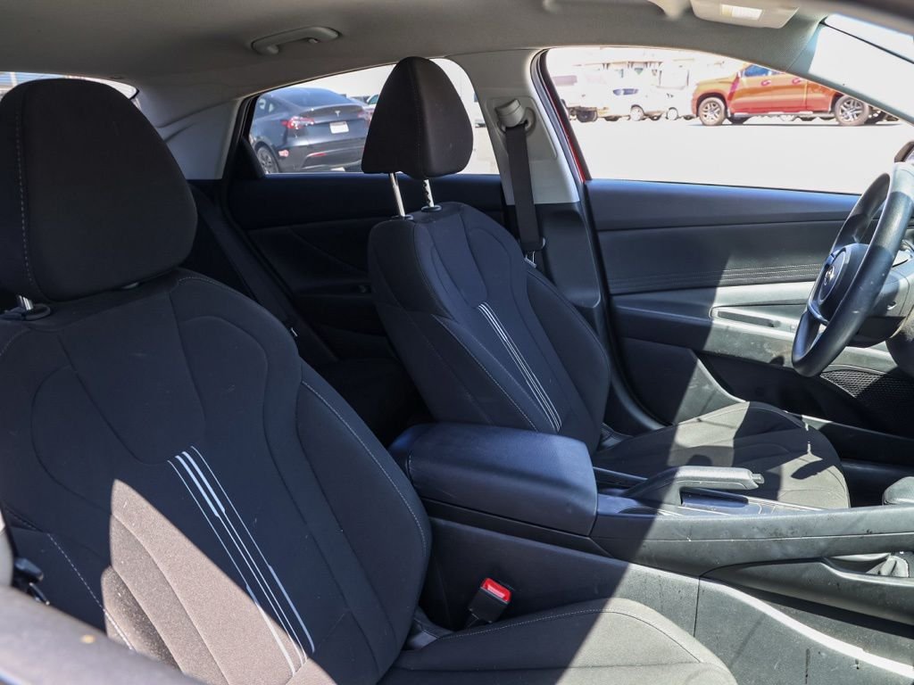 Used 2023 Red Hyundai SEL image 19