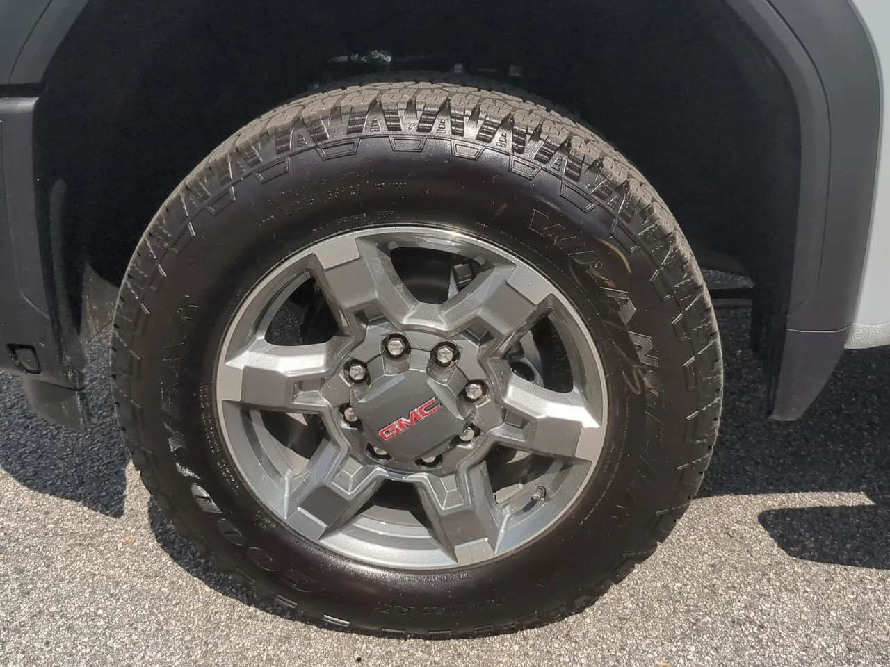 New 2026 Summit White GMC SLT image 34