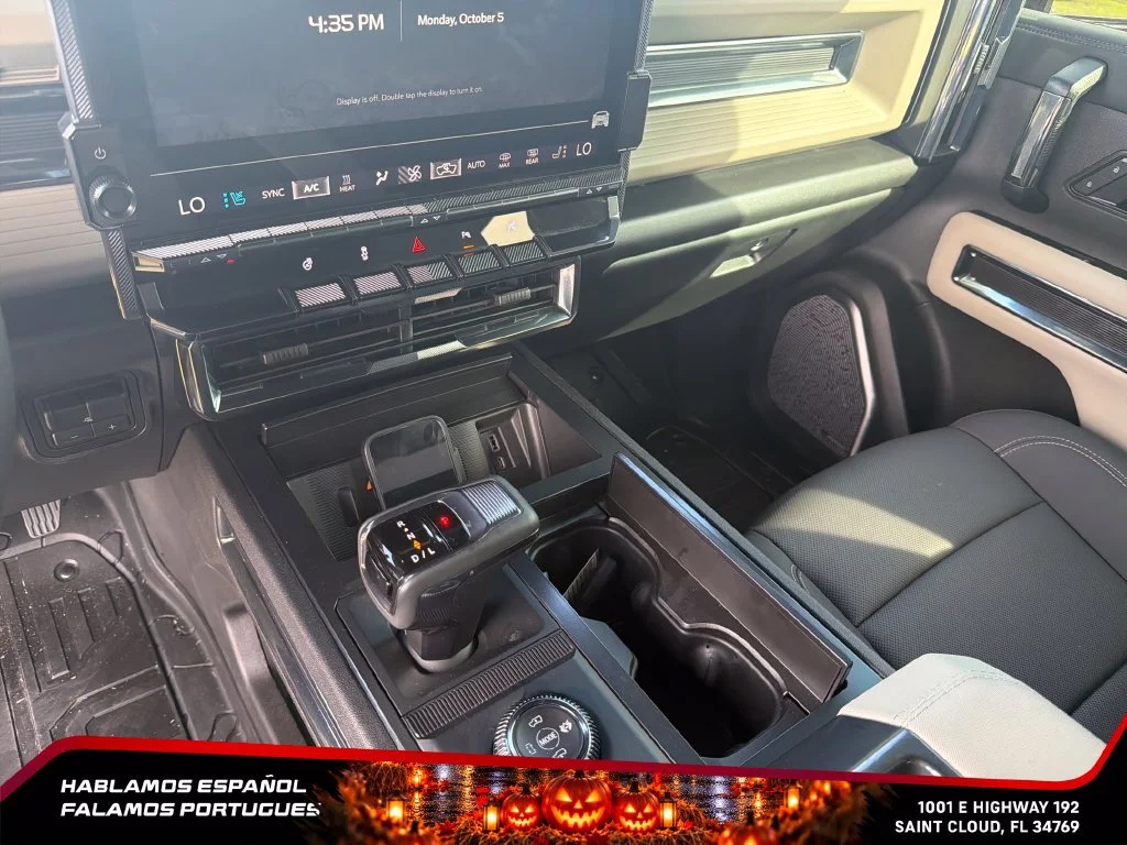 Used 2026 Void Black GMC 2X image 20