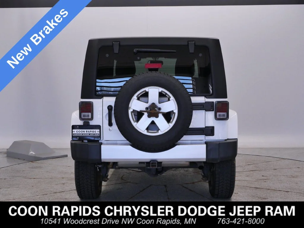 Certified Used 2017 White Jeep Unlimited Sahara image 4