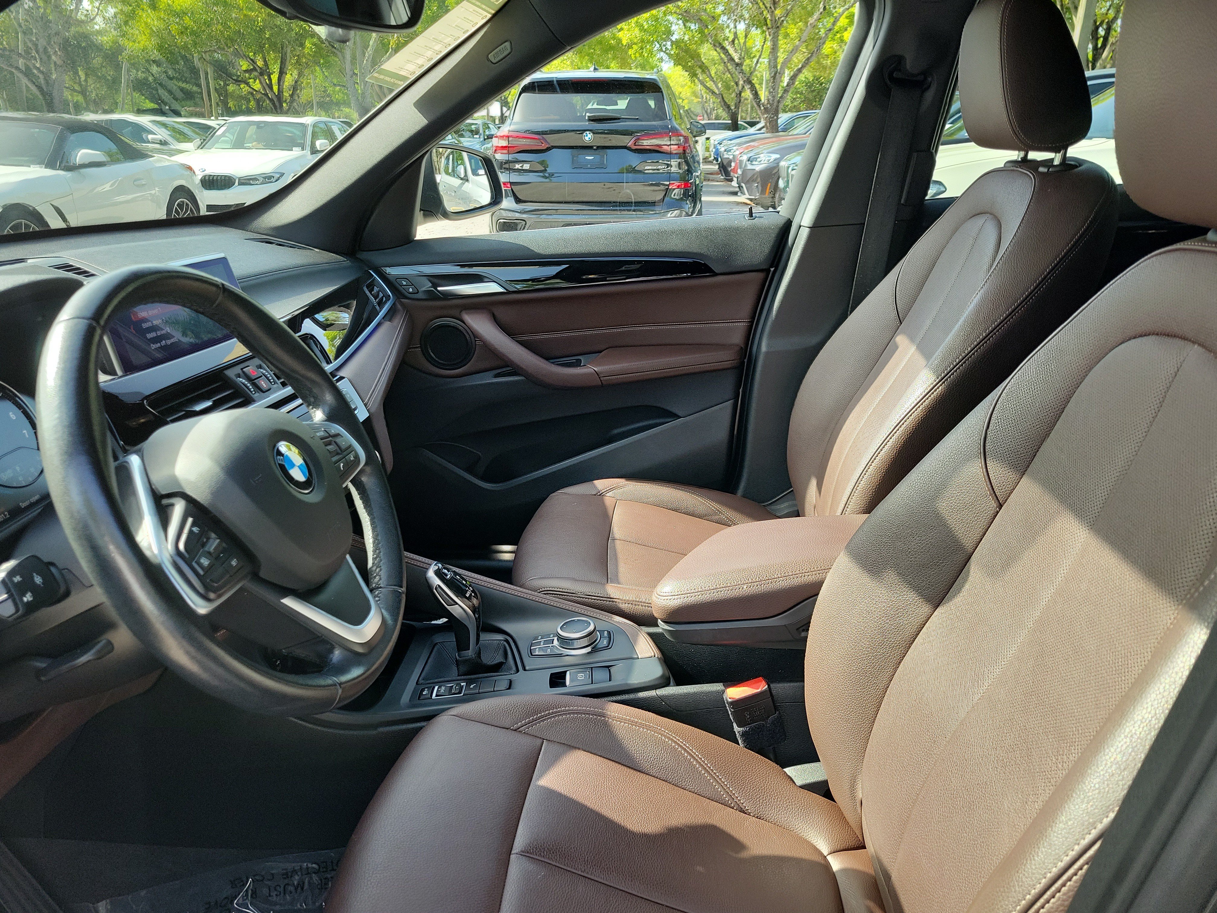 Used 2021 Mineral Gray Metallic BMW sDrive28i image 11