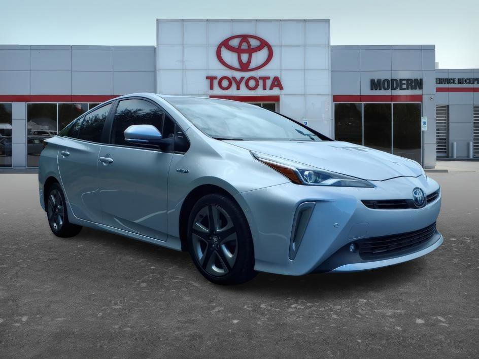 Used 2022 Classic Silver Metallic Toyota Limited image 8