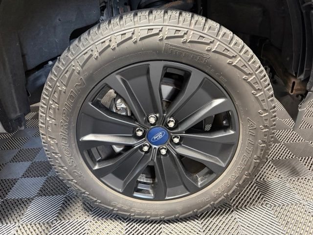 Used 2020 Magnetic Metallic Ford XLT image 41