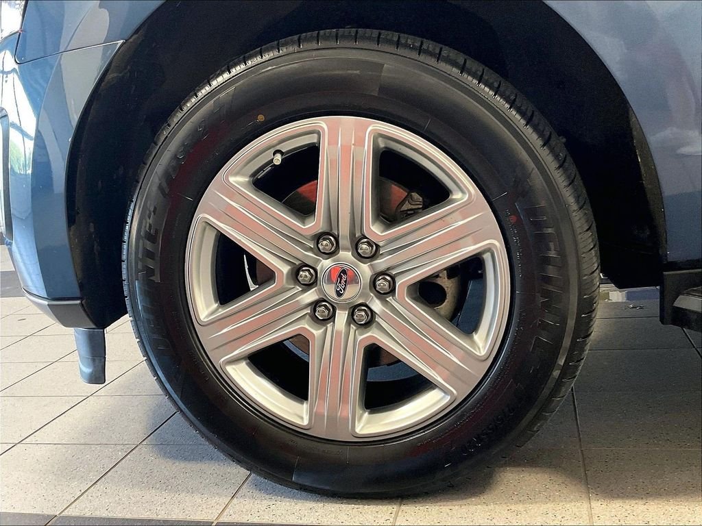 Used 2019 Blue Ford XLT image 7