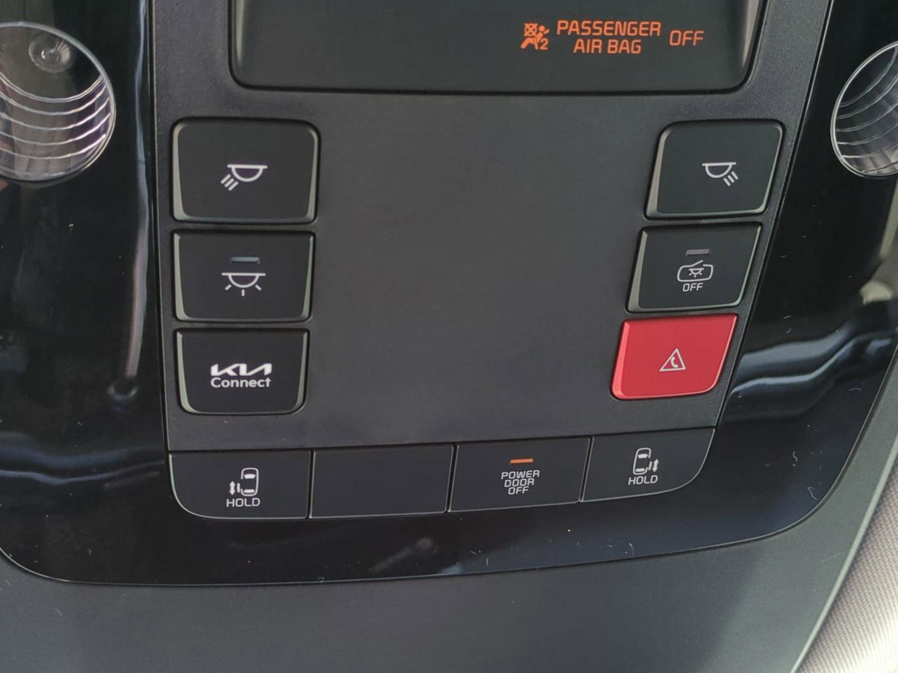 New 2026 Deep Chroma Blue Kia LX image 22