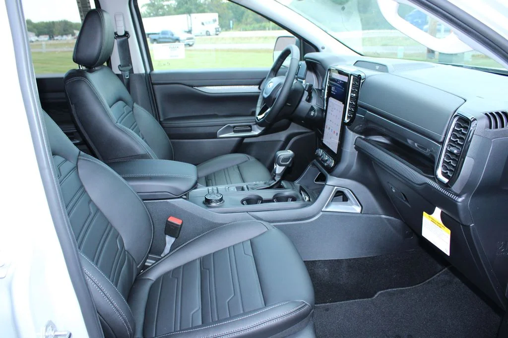 New 2026 Avalanche Ford Lariat® image 32