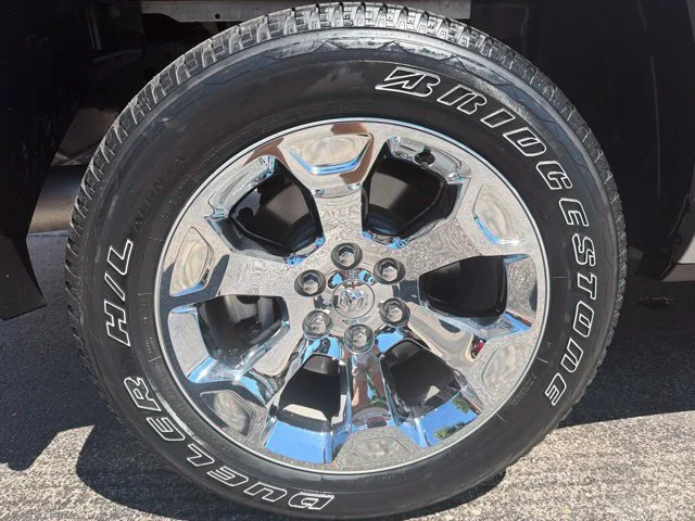Used 2024 Silver Ram Big Horn/Lone Star image 40