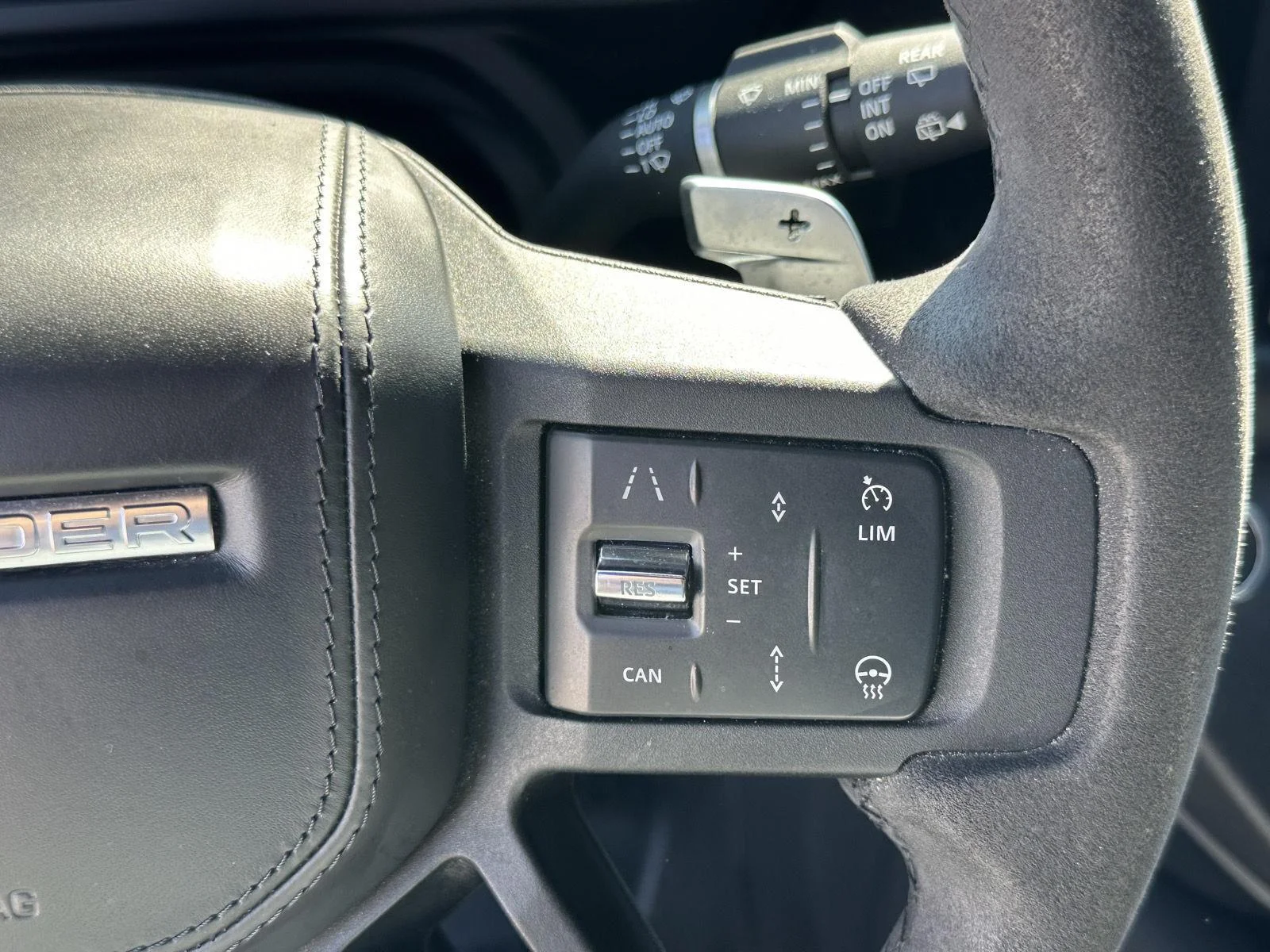 Used 2023 Carpathian Grey Premium Metallic Land Rover Carpathian Edition image 28