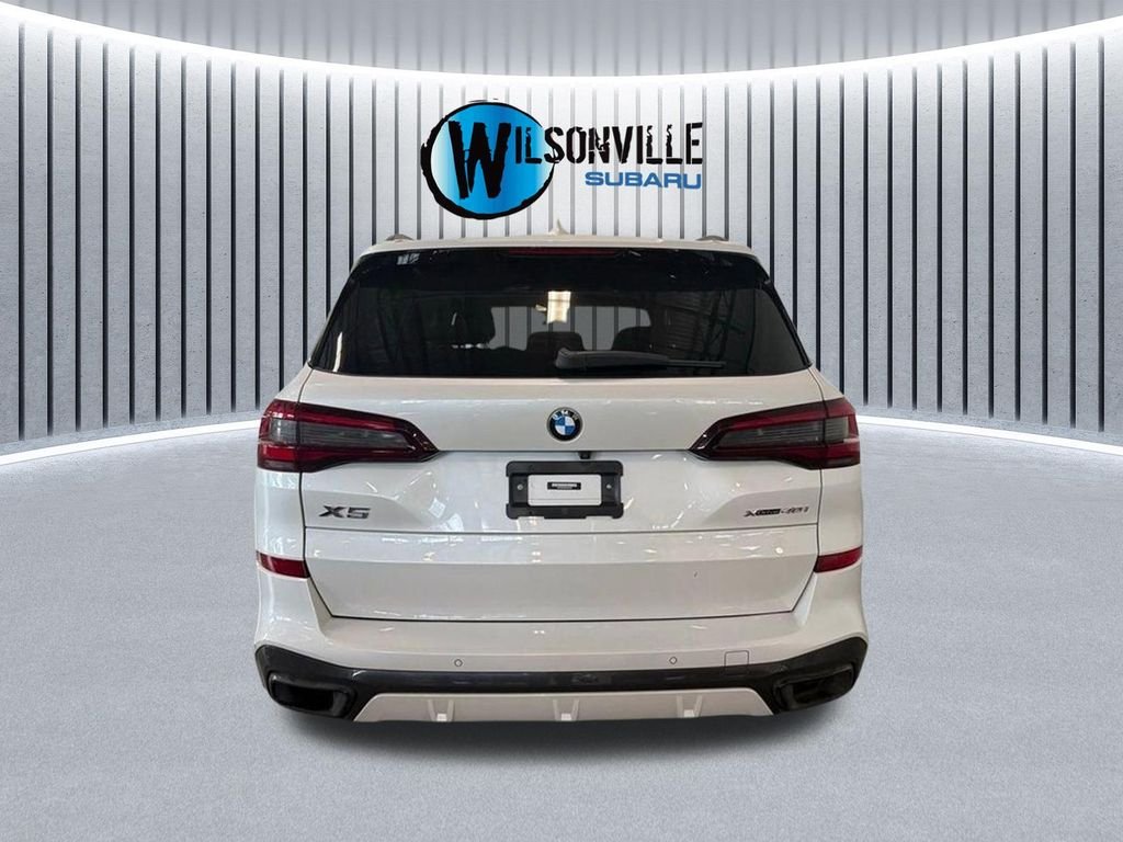 Used 2022 White BMW xDrive40i image 5