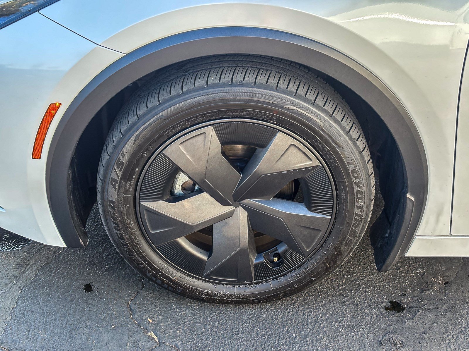 Certified Used 2024 Wind Chill Pearl Toyota LE image 10