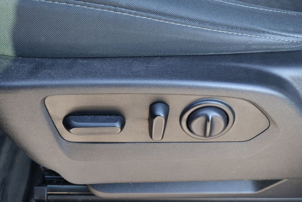 Used 2019 NORTHSKY BLUE METALLIC Chevrolet RST image 14