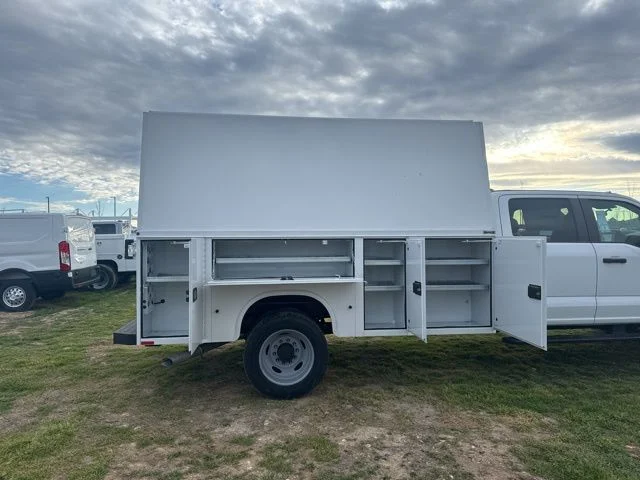New 2026 Oxford White Ford XL image 10