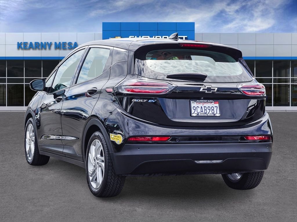 Used 2022 Black Chevrolet 1LT image 4